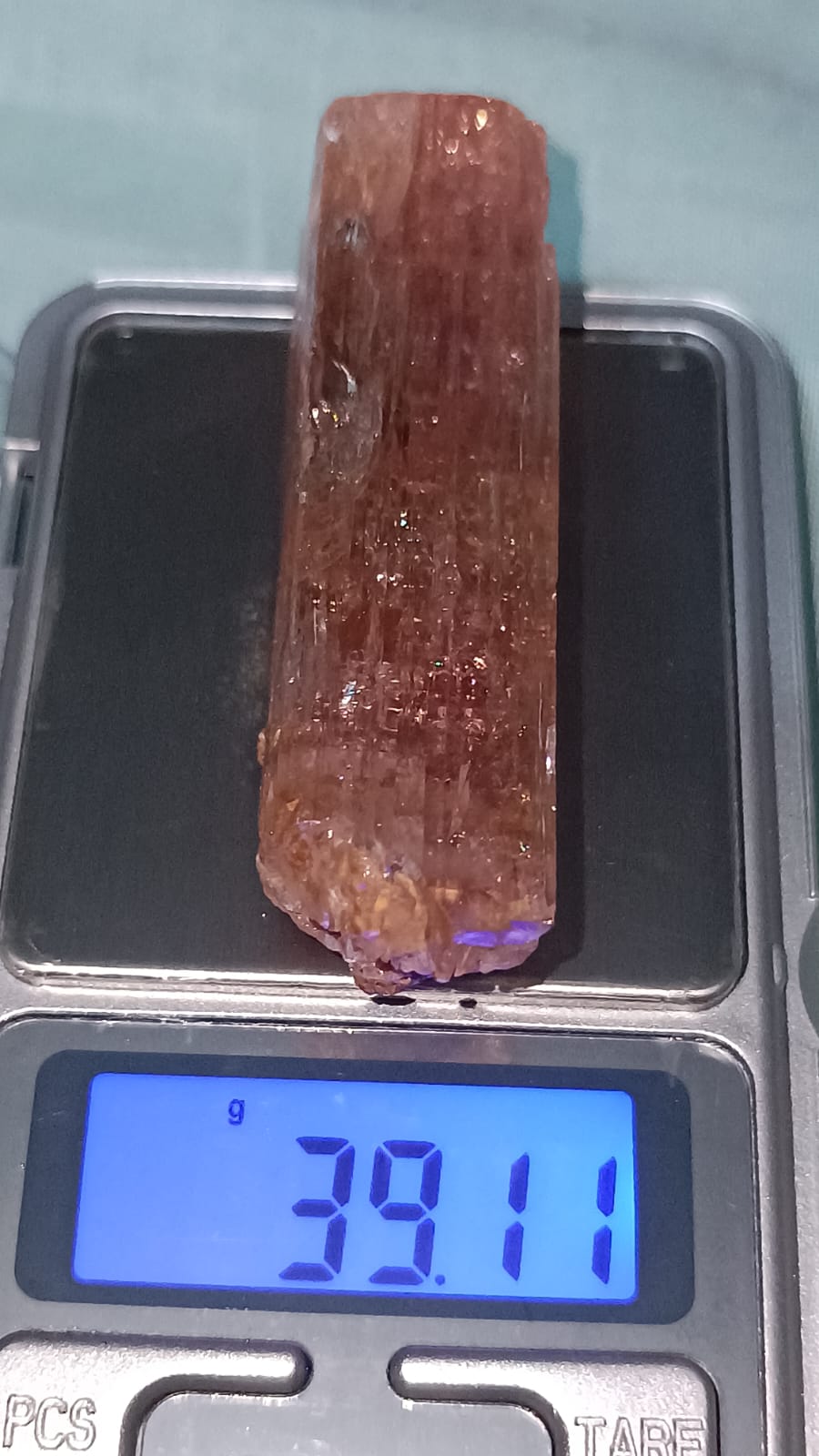 IMPERIAL Topaz Gemstone – Meaning, Benefits, Types & Healing Properties